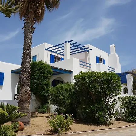 Vila Blue & White At Golden Chrisi Akti (Paros)