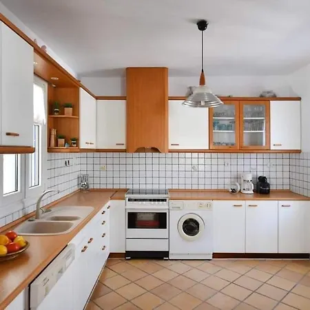 Blue & White At Golden Villa *