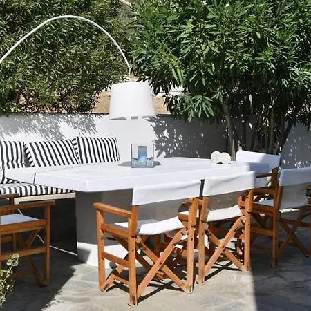 Villa Blue & White At Golden